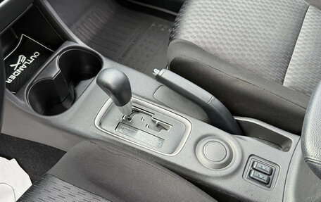 Mitsubishi Outlander III рестайлинг 3, 2014 год, 1 349 000 рублей, 10 фотография