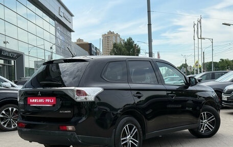 Mitsubishi Outlander III рестайлинг 3, 2014 год, 1 349 000 рублей, 6 фотография