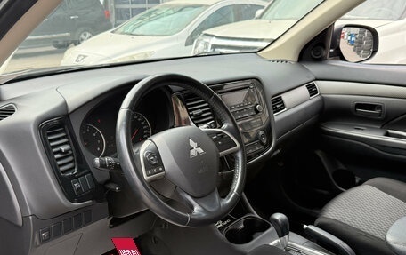Mitsubishi Outlander III рестайлинг 3, 2014 год, 1 349 000 рублей, 7 фотография