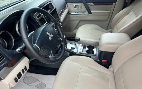 Mitsubishi Pajero IV, 2017 год, 3 177 000 рублей, 13 фотография