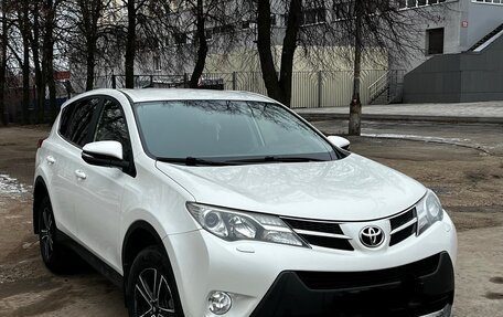 Toyota RAV4, 2014 год, 1 990 000 рублей, 10 фотография