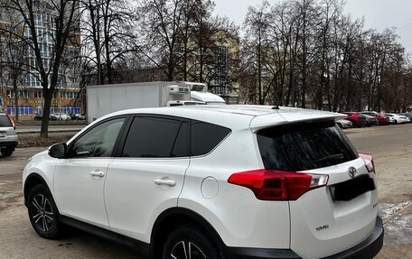 Toyota RAV4, 2014 год, 1 990 000 рублей, 4 фотография