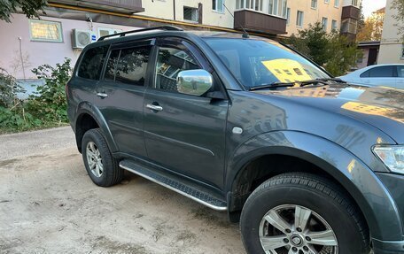 Mitsubishi Pajero Sport II рестайлинг, 2013 год, 1 840 000 рублей, 2 фотография
