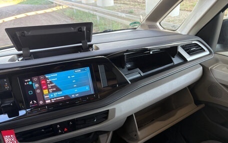 Volkswagen Multivan, 2023 год, 4 330 240 рублей, 13 фотография