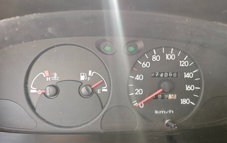 Hyundai H-1 II рестайлинг, 2004 год, 390 000 рублей, 12 фотография