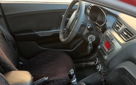 KIA Rio III рестайлинг, 2013 год, 690 000 рублей, 10 фотография
