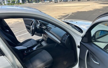 BMW 1 серия, 2011 год, 980 000 рублей, 8 фотография