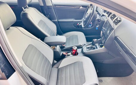 Volkswagen Jetta VI, 2016 год, 1 500 000 рублей, 14 фотография