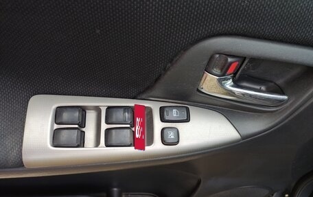 Toyota Corolla Verso I, 2003 год, 285 000 рублей, 8 фотография