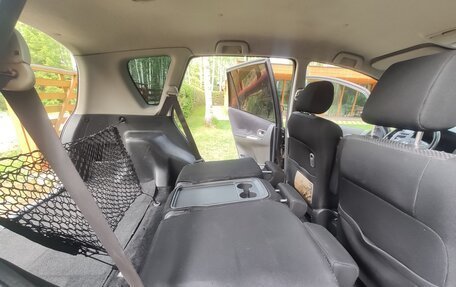 Toyota Corolla Verso I, 2003 год, 285 000 рублей, 23 фотография