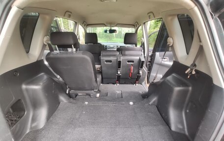 Toyota Corolla Verso I, 2003 год, 285 000 рублей, 20 фотография