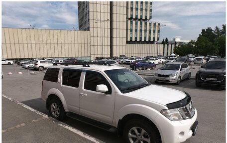 Nissan Pathfinder, 2014 год, 2 000 000 рублей, 3 фотография
