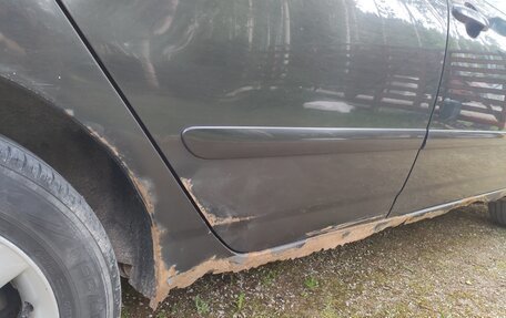 Toyota Corolla Verso I, 2003 год, 285 000 рублей, 29 фотография
