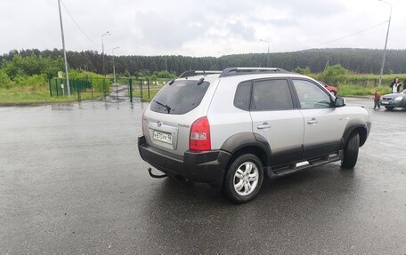 Hyundai Tucson III, 2005 год, 650 000 рублей, 6 фотография