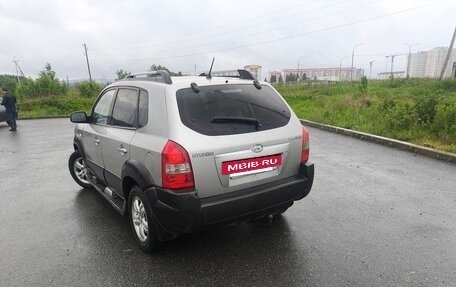 Hyundai Tucson III, 2005 год, 650 000 рублей, 8 фотография
