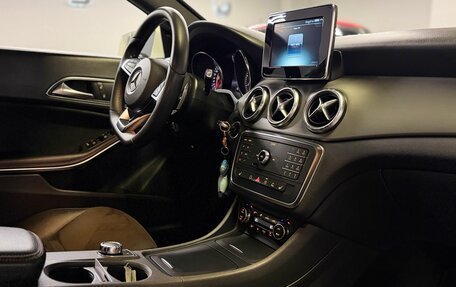 Mercedes-Benz CLA, 2015 год, 1 800 000 рублей, 13 фотография