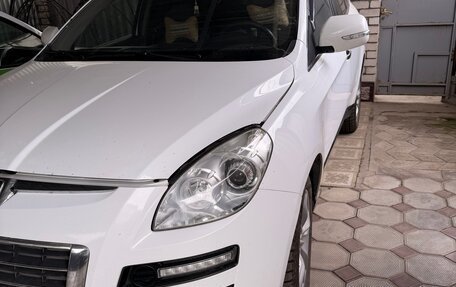 Luxgen Luxgen7 SUV, 2012 год, 900 000 рублей, 2 фотография