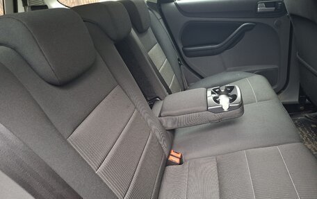 Ford Focus II рестайлинг, 2010 год, 490 000 рублей, 3 фотография