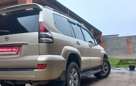 Toyota Land Cruiser Prado 120 рестайлинг, 2008 год, 2 650 000 рублей, 2 фотография
