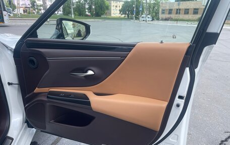 Lexus ES VII, 2020 год, 4 500 000 рублей, 5 фотография