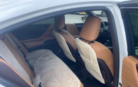 Lexus ES VII, 2020 год, 4 500 000 рублей, 7 фотография