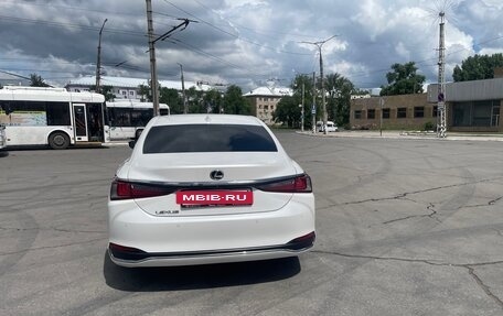 Lexus ES VII, 2020 год, 4 500 000 рублей, 11 фотография
