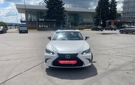 Lexus ES VII, 2020 год, 4 500 000 рублей, 14 фотография