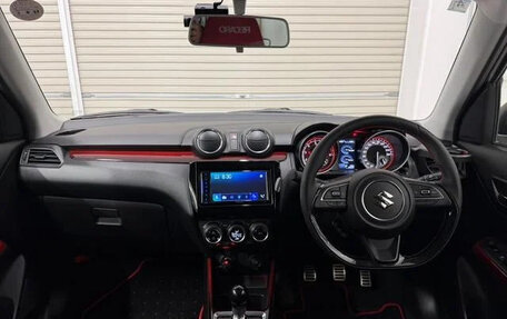 Suzuki Swift V, 2023 год, 890 000 рублей, 9 фотография