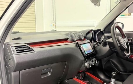 Suzuki Swift V, 2023 год, 890 000 рублей, 19 фотография
