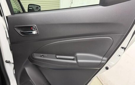 Suzuki Swift V, 2023 год, 890 000 рублей, 21 фотография