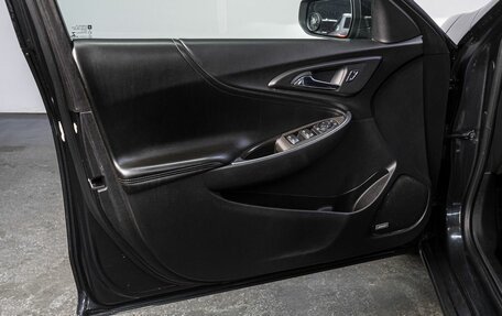 Chevrolet Malibu IX, 2016 год, 1 500 000 рублей, 11 фотография