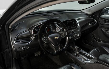 Chevrolet Malibu IX, 2016 год, 1 500 000 рублей, 10 фотография