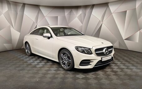 Mercedes-Benz E-Класс, 2019 год, 4 950 000 рублей, 3 фотография