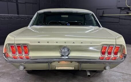 Ford Mustang VI рестайлинг, 1967 год, 4 950 000 рублей, 4 фотография