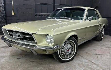 Ford Mustang VI рестайлинг, 1967 год, 4 950 000 рублей, 2 фотография