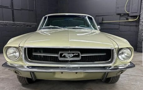 Ford Mustang VI рестайлинг, 1967 год, 4 950 000 рублей, 3 фотография
