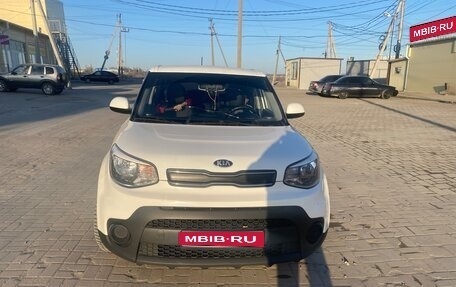 KIA Soul II рестайлинг, 2018 год, 1 490 000 рублей, 1 фотография