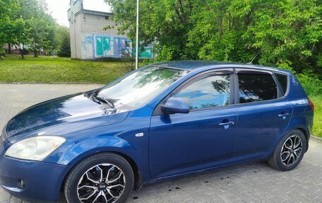 KIA cee'd I рестайлинг, 2008 год, 550 000 рублей, 16 фотография