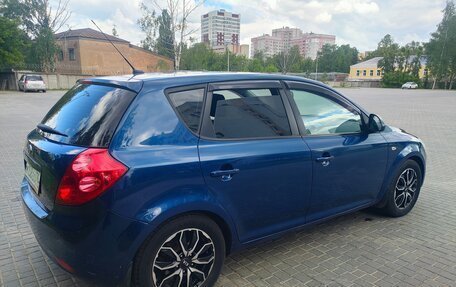 KIA cee'd I рестайлинг, 2008 год, 550 000 рублей, 13 фотография