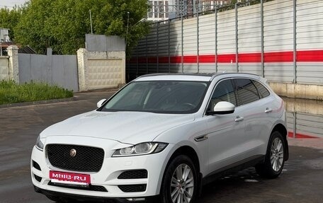 Jaguar F-Pace, 2016 год, 2 200 000 рублей, 3 фотография