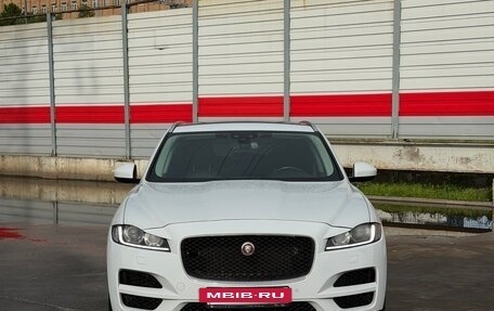 Jaguar F-Pace, 2016 год, 2 200 000 рублей, 2 фотография