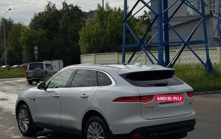Jaguar F-Pace, 2016 год, 2 200 000 рублей, 5 фотография
