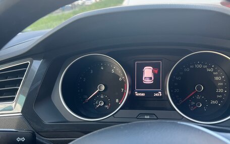 Volkswagen Tiguan II, 2019 год, 2 100 000 рублей, 8 фотография