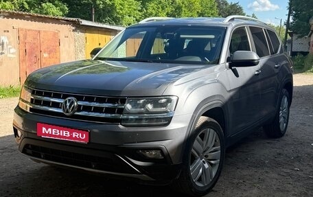 Volkswagen Teramont I, 2018 год, 3 300 000 рублей, 3 фотография