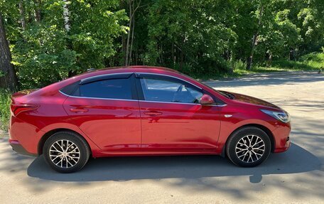 Hyundai Solaris II рестайлинг, 2021 год, 1 620 000 рублей, 5 фотография