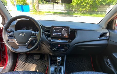 Hyundai Solaris II рестайлинг, 2021 год, 1 620 000 рублей, 10 фотография