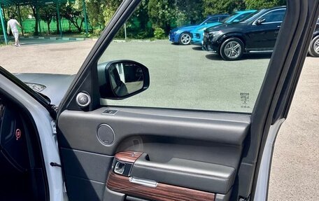 Land Rover Range Rover IV рестайлинг, 2016 год, 5 600 000 рублей, 15 фотография