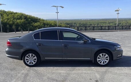 Volkswagen Passat B7, 2013 год, 900 000 рублей, 4 фотография