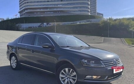 Volkswagen Passat B7, 2013 год, 900 000 рублей, 2 фотография