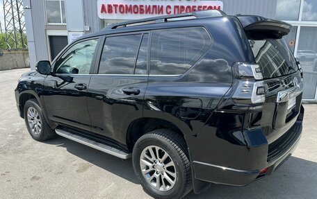 Toyota Land Cruiser Prado 150 рестайлинг 2, 2019 год, 4 999 000 рублей, 2 фотография